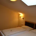 Hotell Tauerngloeckl 3*