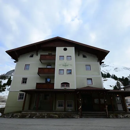 Tauerngloeckl Hotel