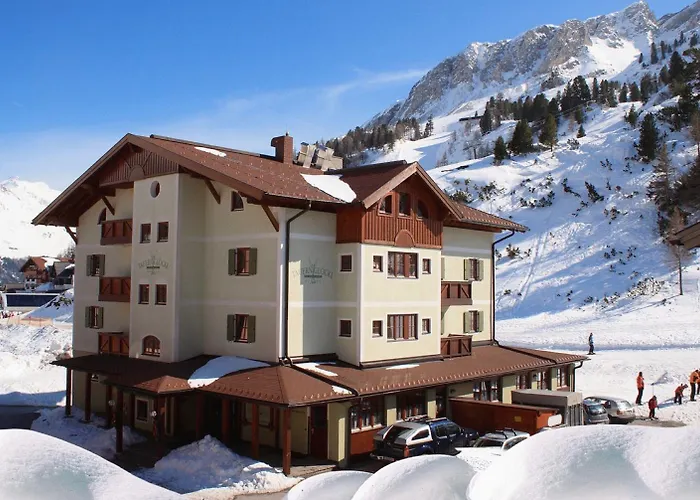 Tauerngloeckl Отель 3*