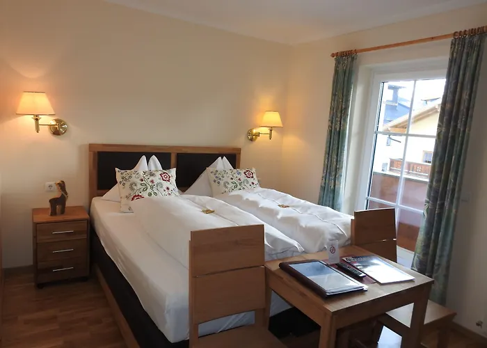 Отель Tauerngloeckl Обертауэрн