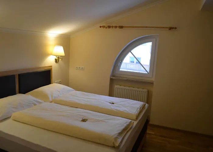 Отель Tauerngloeckl 3*